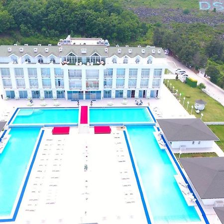White Palace Hotel 亚洛瓦 外观 照片