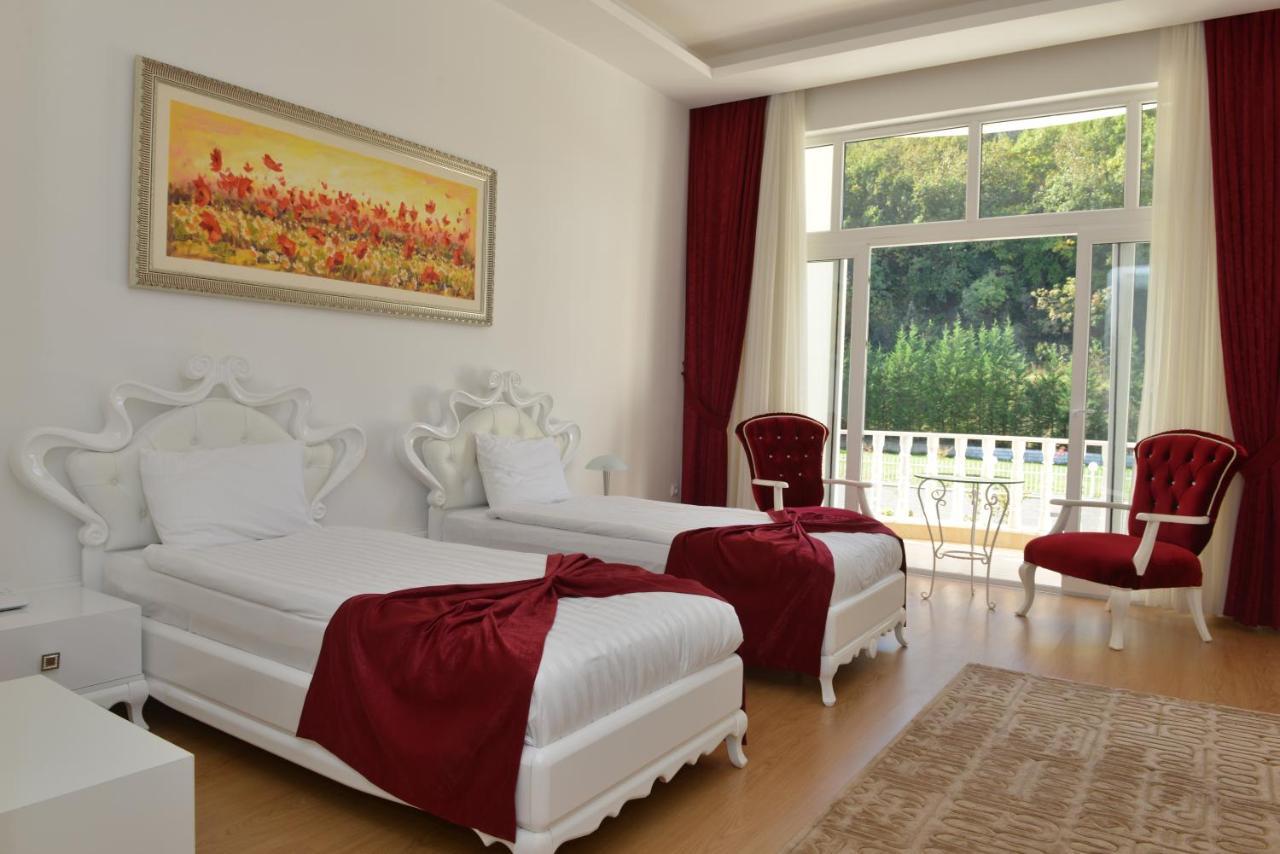 White Palace Hotel 亚洛瓦 外观 照片