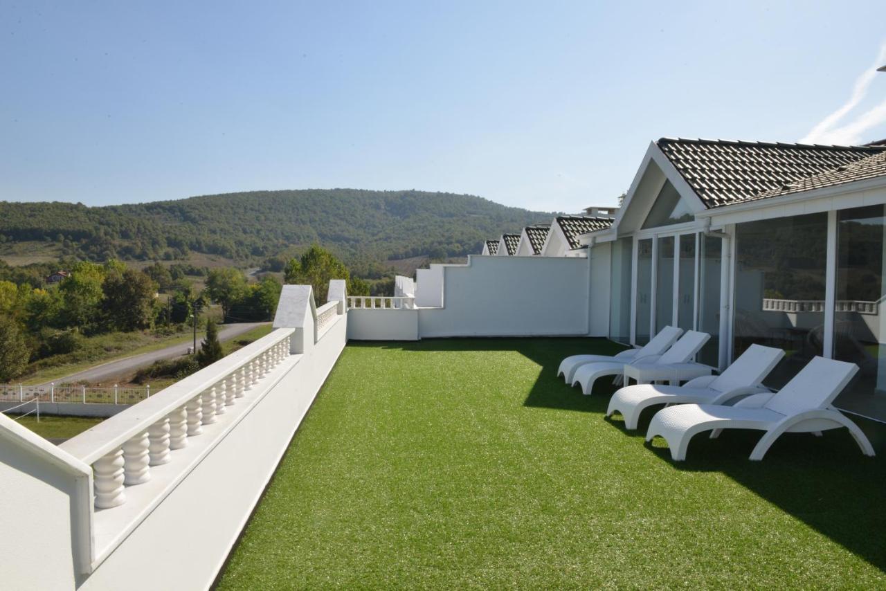 White Palace Hotel 亚洛瓦 外观 照片